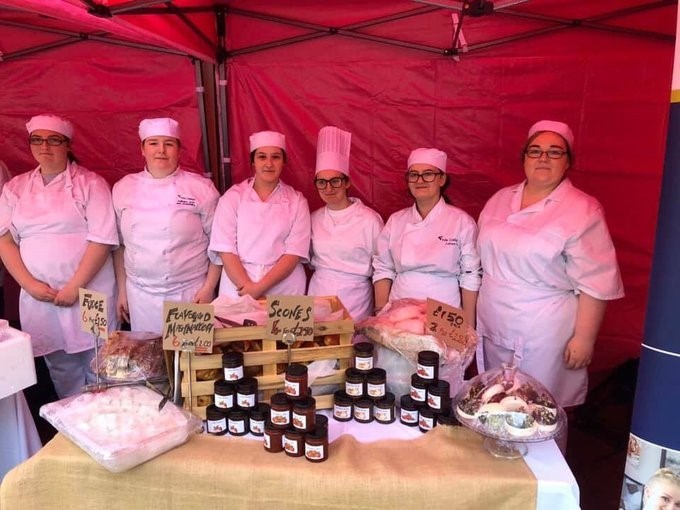 Students at Kirkcaldy market launch 