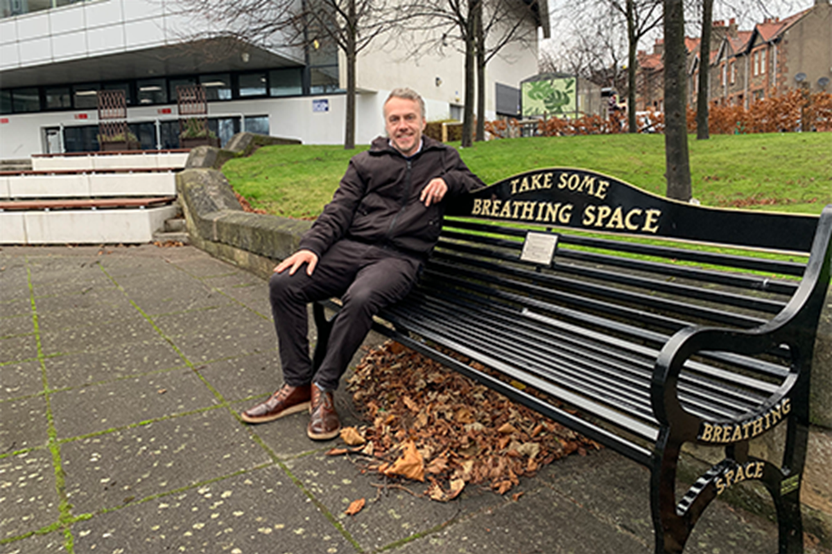 New Breathing Space benches highlight importance of keeping mental health front of mind over festive period